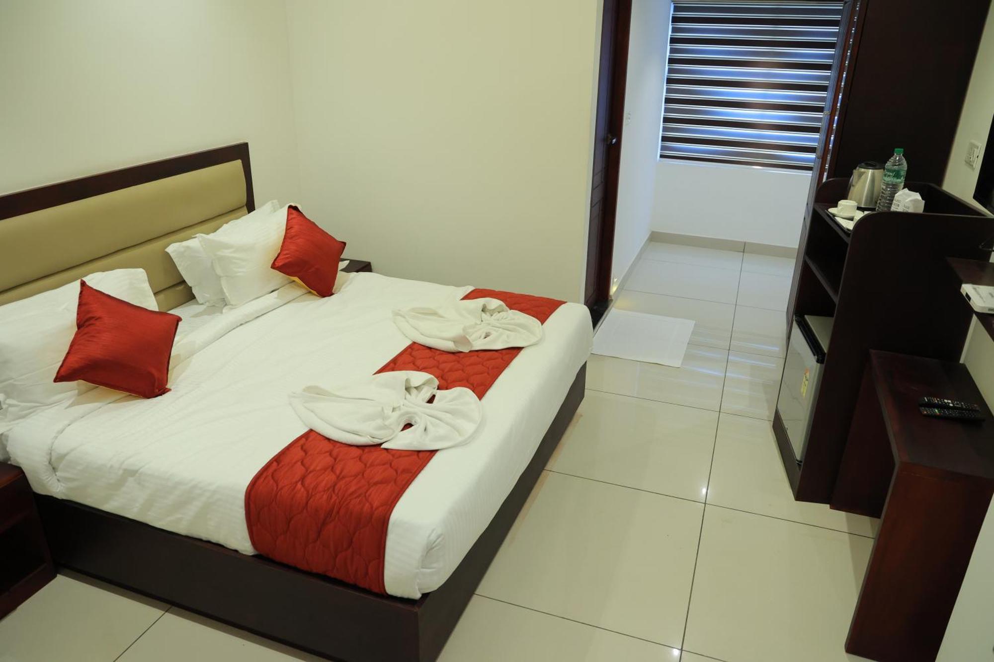 Spring Valley Resort Thekkady Exterior foto